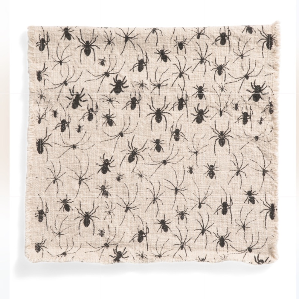 Spiders 🕷️ Table Runner - Picture 2 of 13